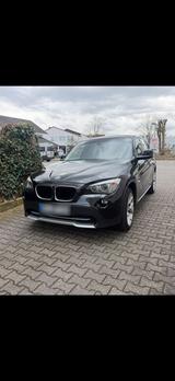 BMW x1  mit Panorama Dach. TÜV  neu Euro 5... - BMW X1: Panorama Dach
