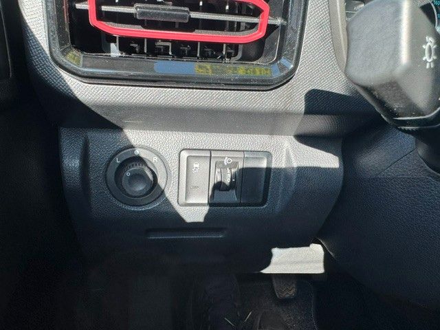 Fahrzeugabbildung SWM G03 S SCHIEBEDACH LEDER NAVI KAMERA 7 SITZER