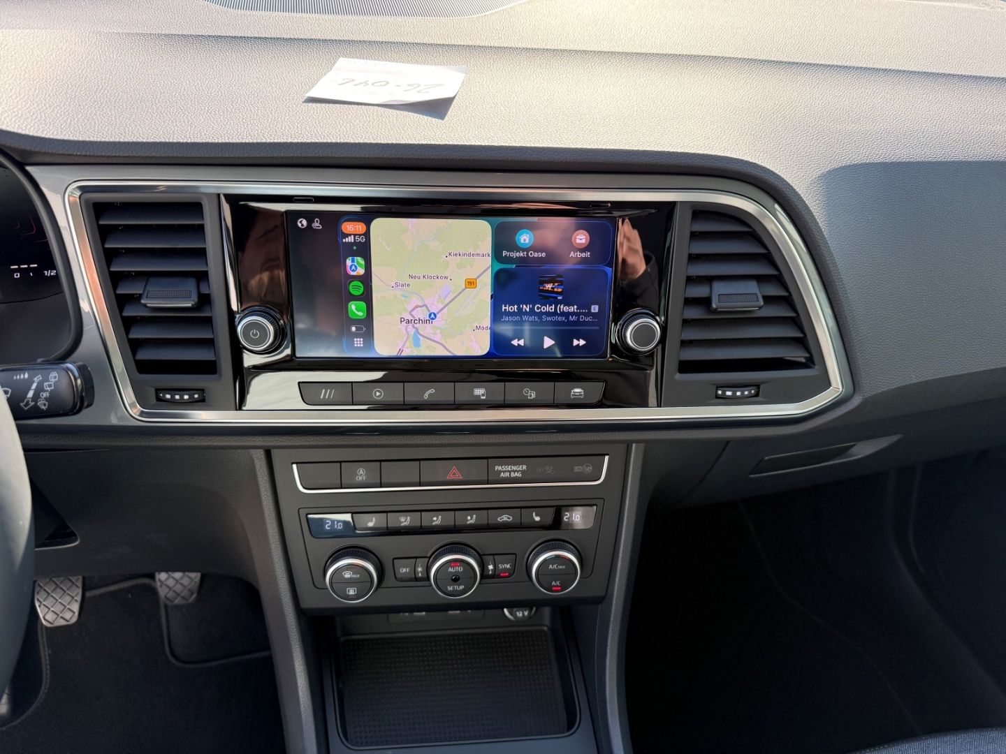 Fahrzeugabbildung SEAT Ateca Style Digitales Cockpit LED Navi AHK RFK D