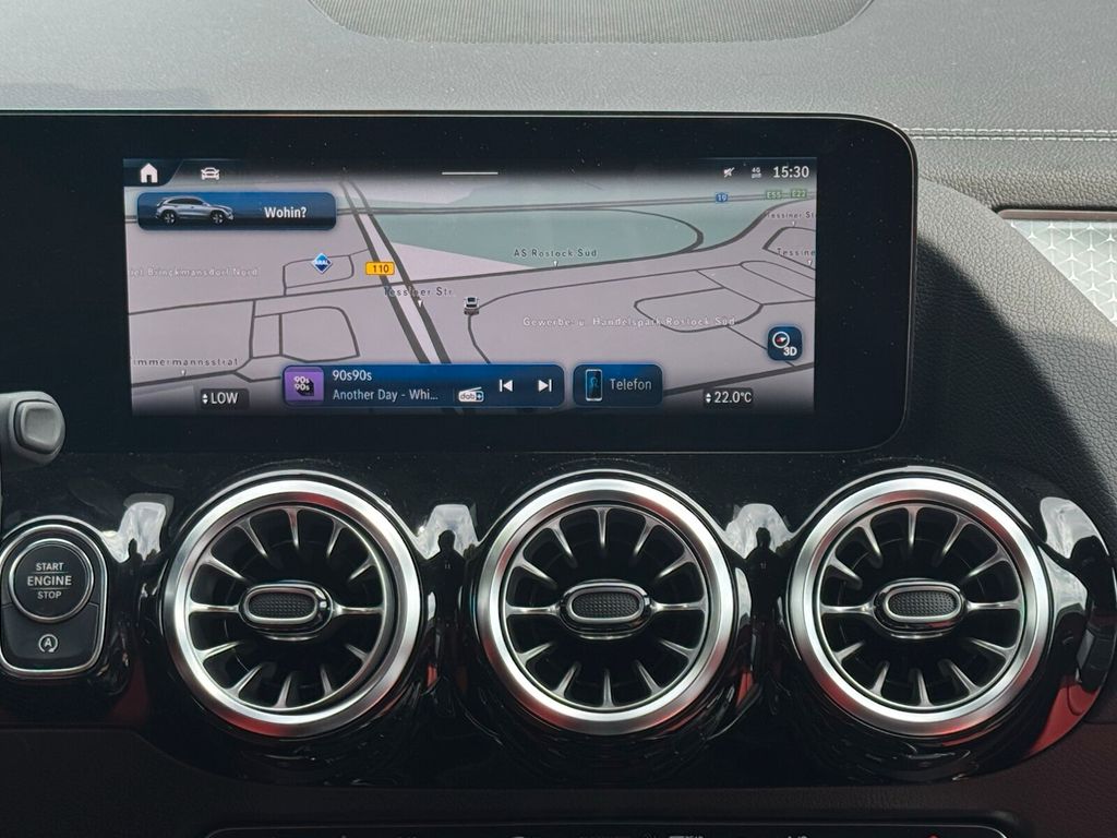 Mercedes-Benz GLA 220 d 4M AMG Premium Distro Burmester Leder