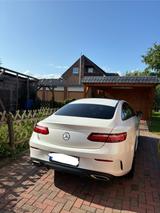 Mercedes-Benz E 300 Autom. -AMG Line - Mercedes-Benz E 300: Coupé