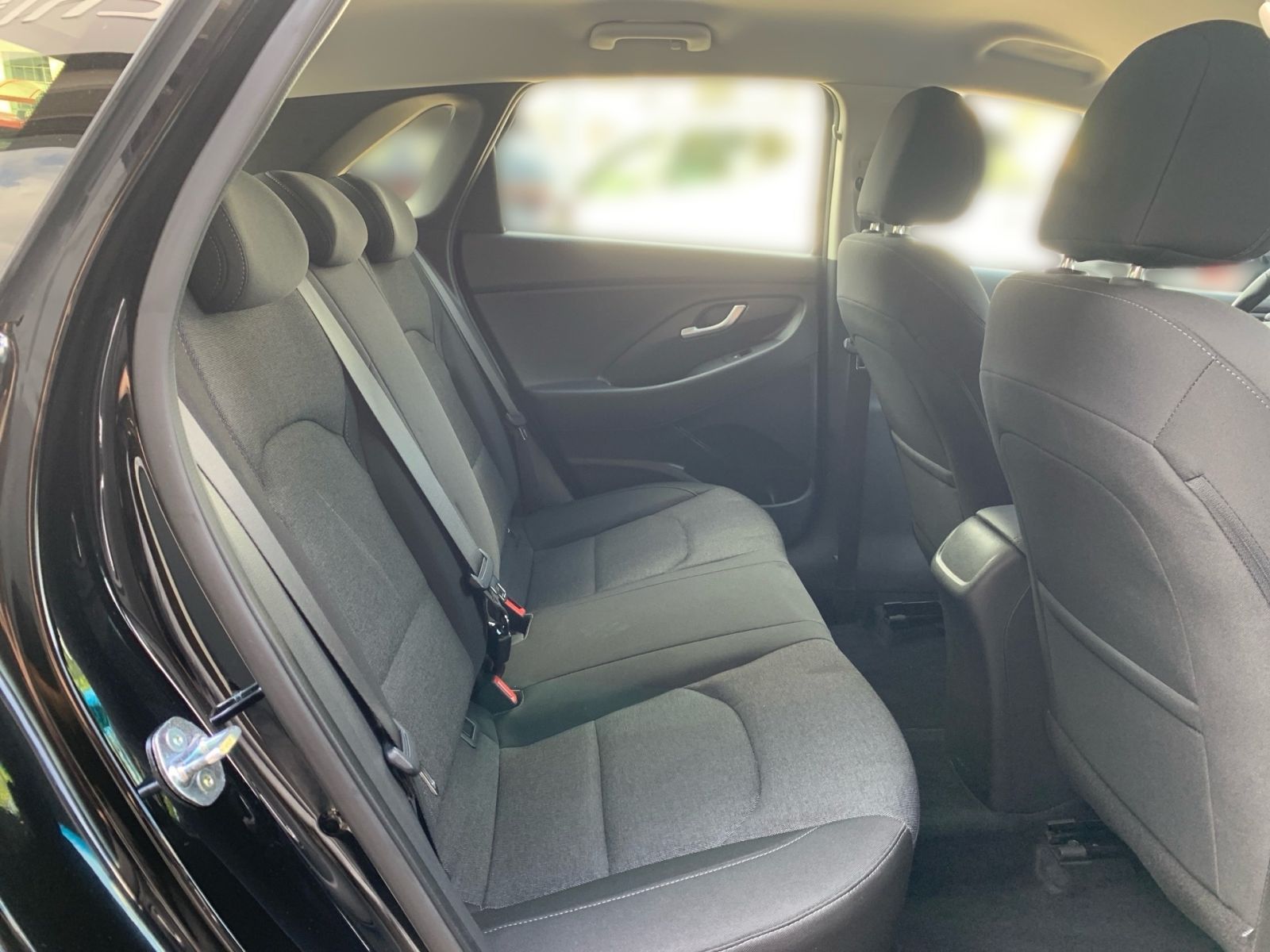 Fahrzeugabbildung Hyundai i30 1.0 T-GDI Edition 30 8x bereift