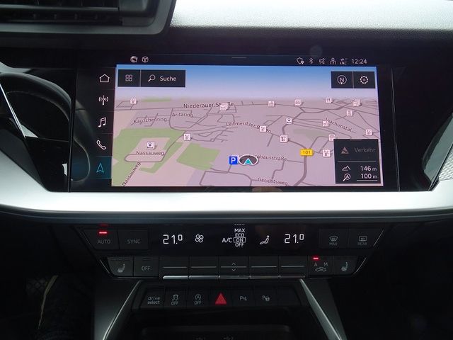 A3 Sportback 35 TFSI S-tronic S line / Matrix