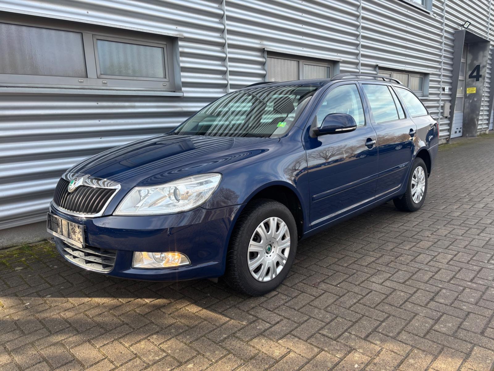Skoda Octavia Combi Ambition 4X4 TÜV NEU/2.HAND/AHK