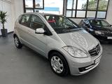 Mercedes-Benz A 180 5-türig **72tkm** Automatik AHK SHZ - gebrauchte Mercedes-Benz A-Klasse aus dem Jahr 2010