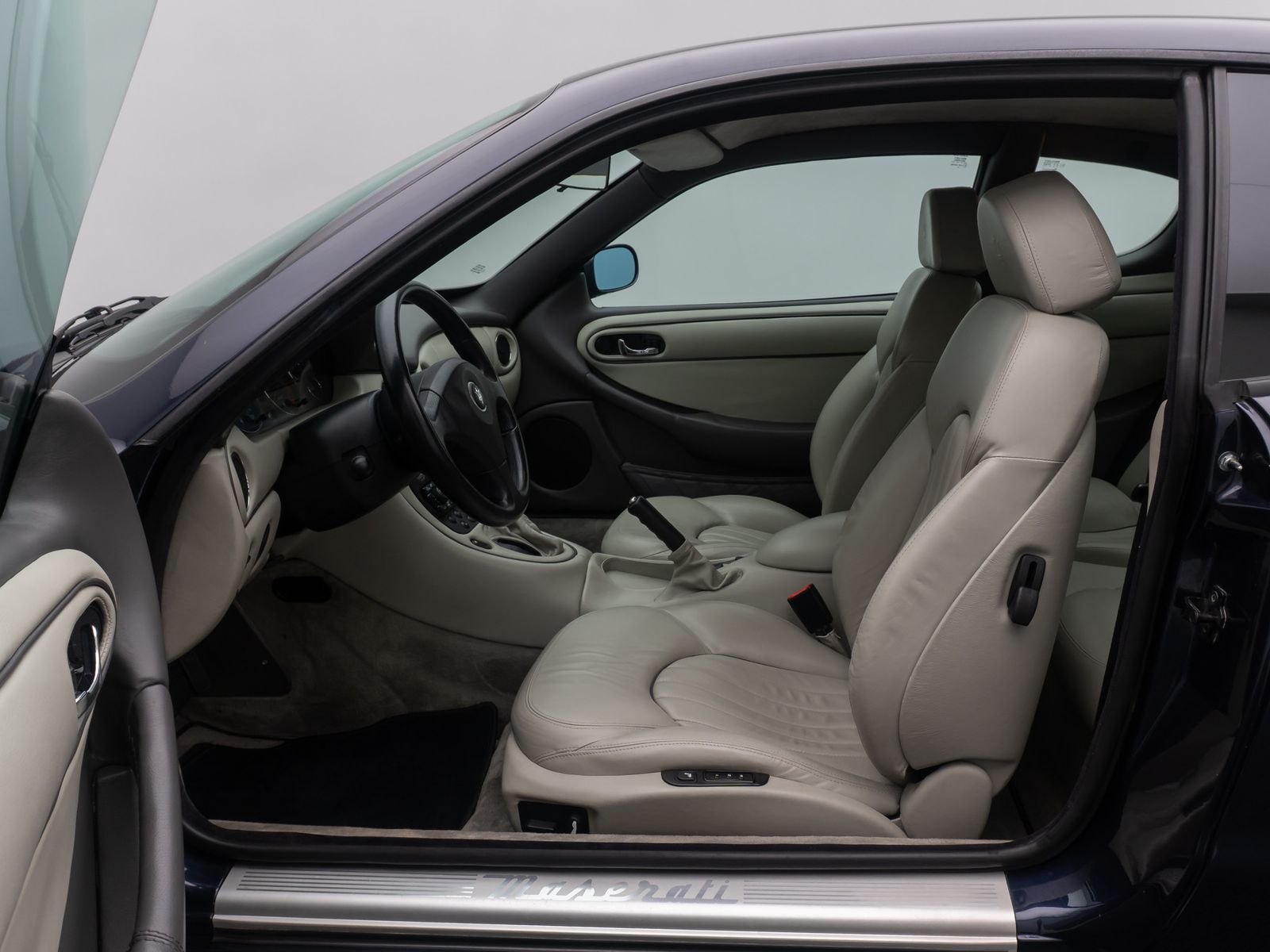 Fahrzeugabbildung Maserati 3200 GT Xenon HiFi Memory Leder Sport 18Zoll