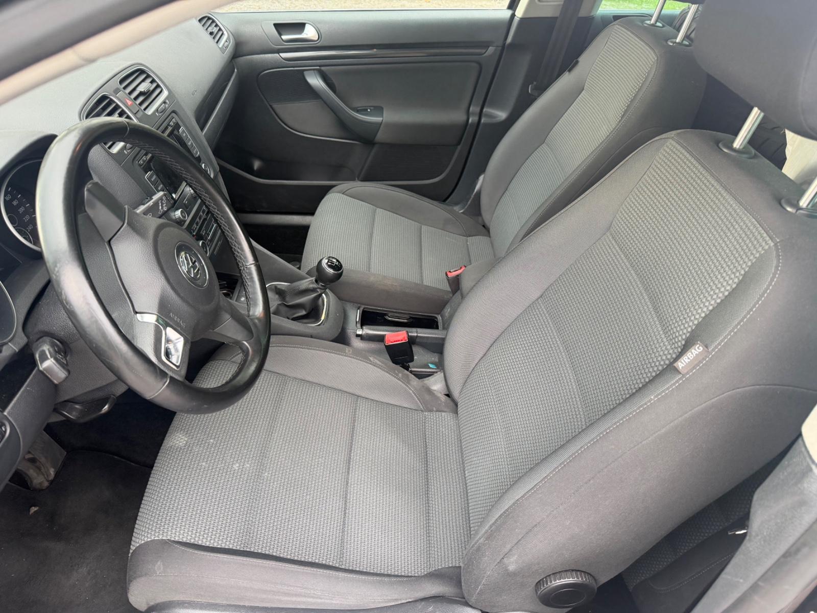Volkswagen Golf 2011 — photo 7