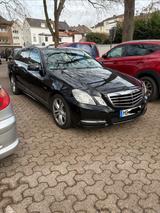 Mercedes-Benz E 250 Cdi TOP *NEUE STEUERKETTE* - Mercedes-Benz E 250 in Mönchengladbach