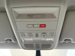 Fahrzeugabbildung Volkswagen T6.1 Multivan Comfortl. - Navi*Kamera*Standhzg!!