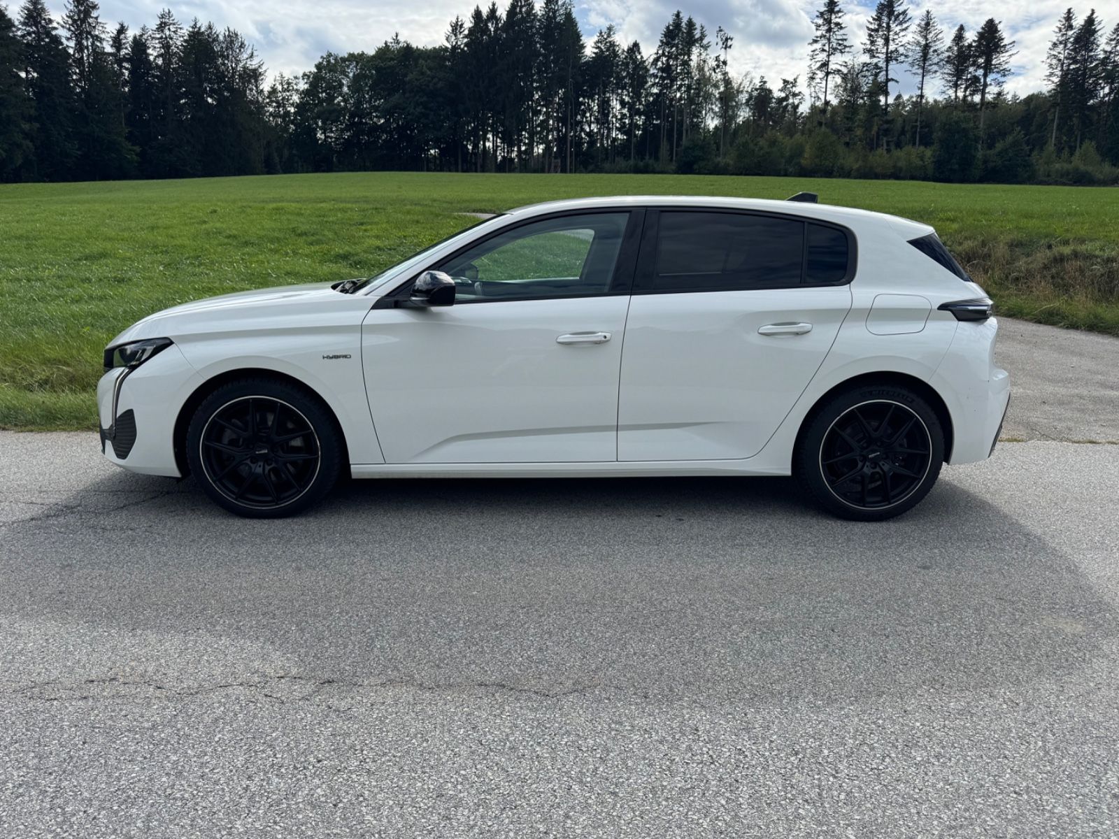 Peugeot 308 Hybrid 180 Allure Pack PLUG-IN 12kWh Battery imagem 2