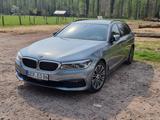 BMW 530d Touring A -