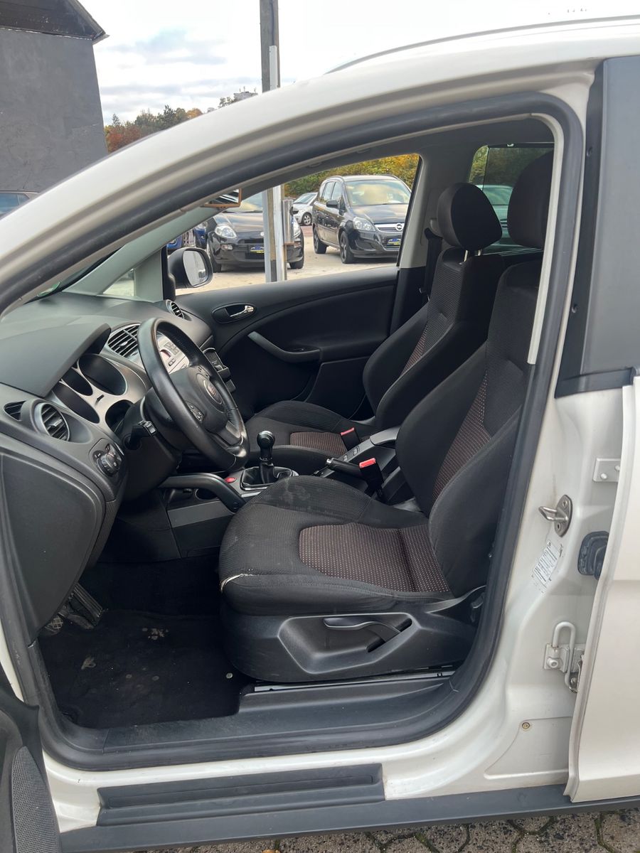 Fahrzeugabbildung SEAT Altea XL 2.0 TDI Stylance / Style