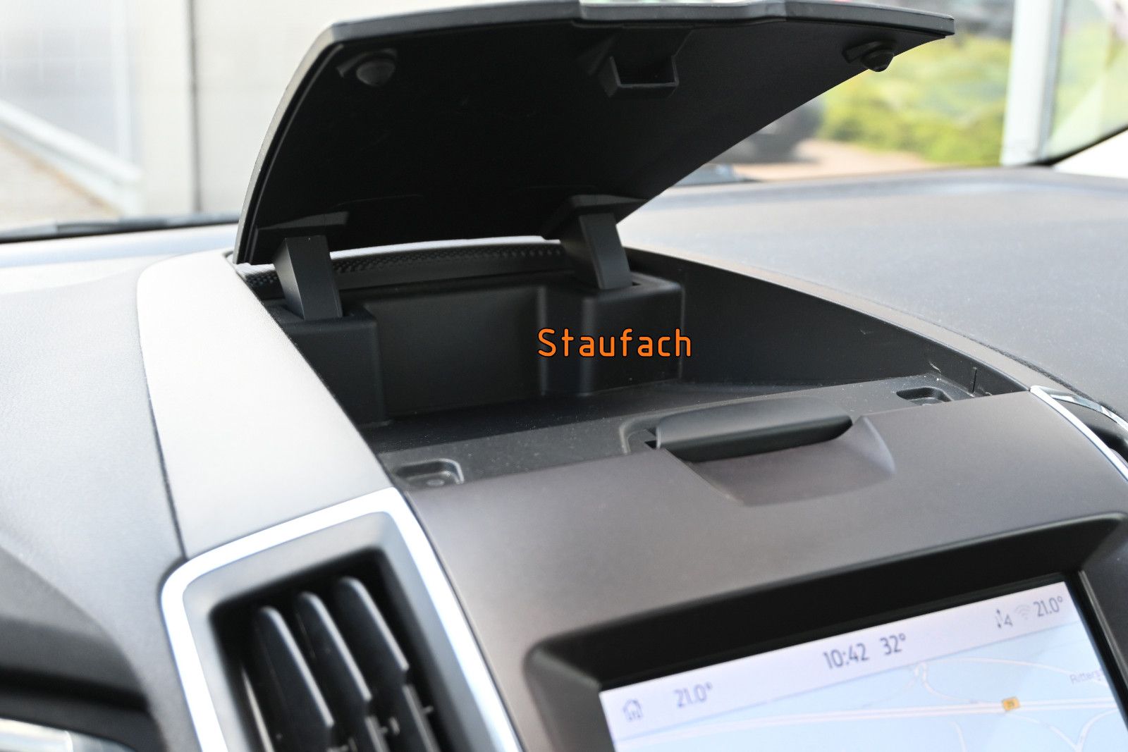 Fahrzeugabbildung Ford Galaxy 2.0 EcoBlue Titanium °AHK°PANO°BUSINESS 3