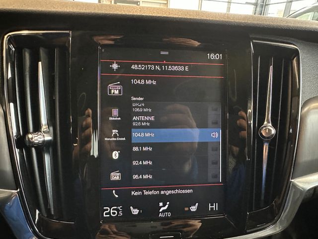 Volvo V90 Kombi Momentum *LED*AndroidAutoAppleCarPlay