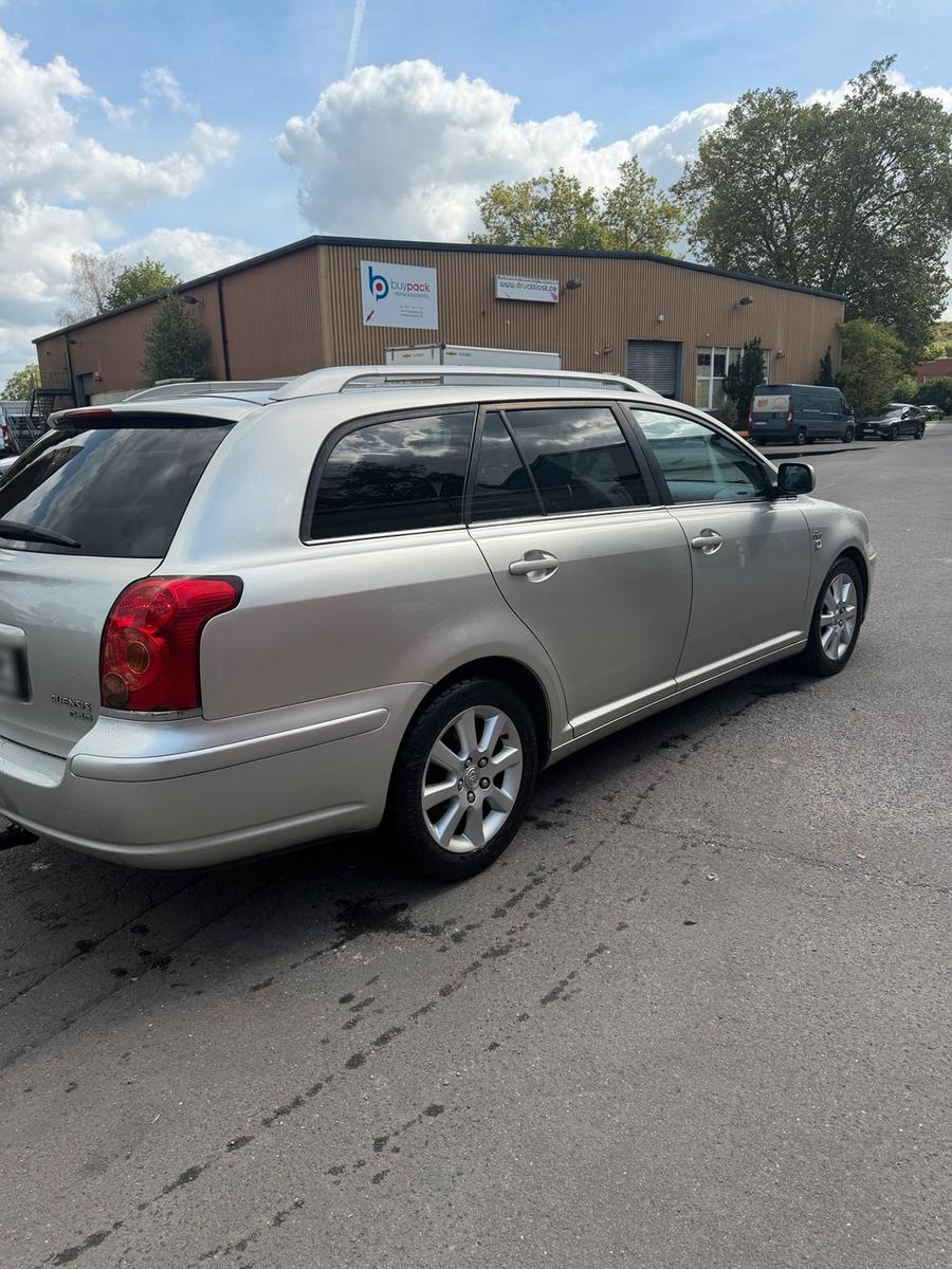 Toyota Avensis 2006 — photo 7