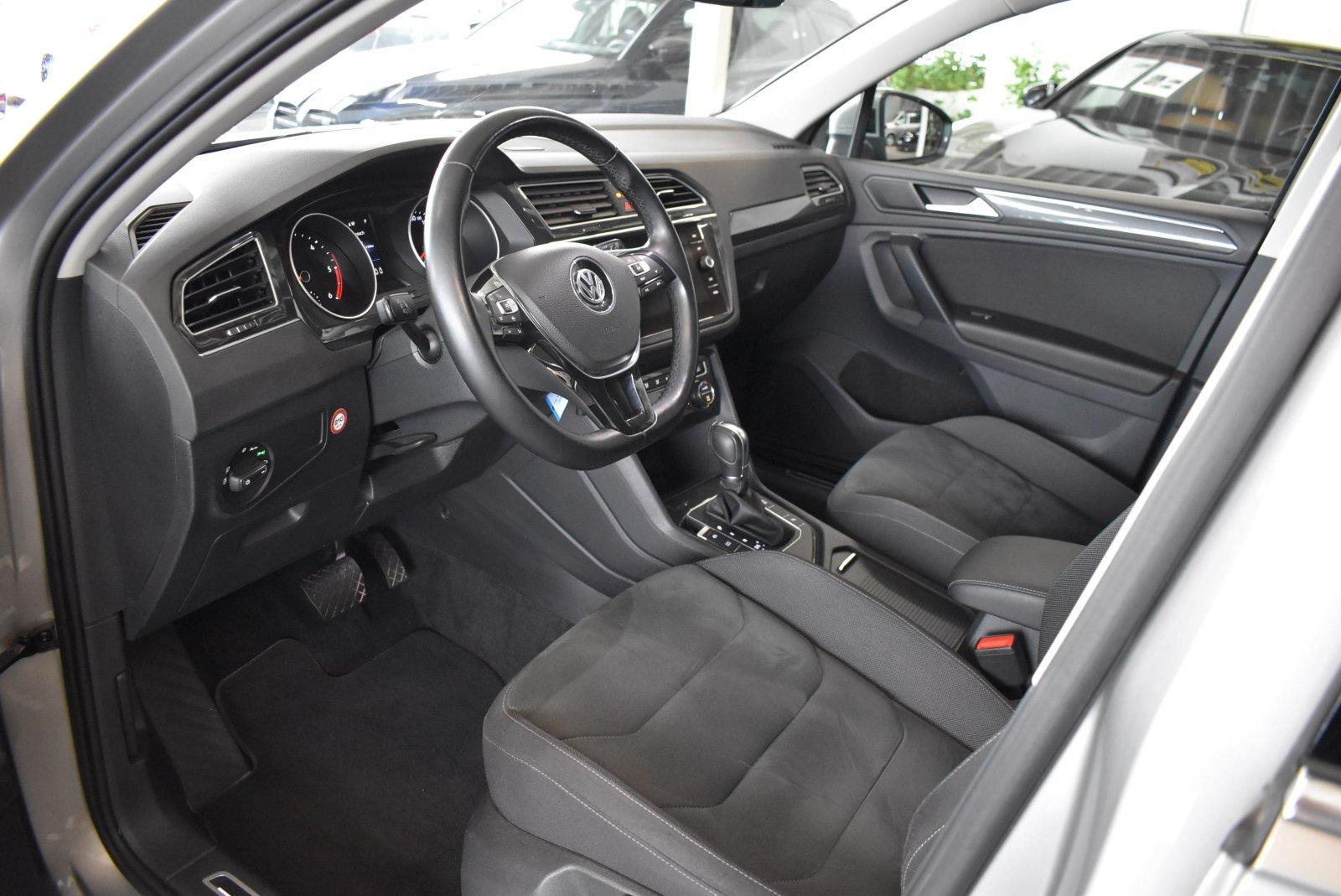 Volkswagen Tiguan 2.0 TDI DSG Highline AHK APP DAB