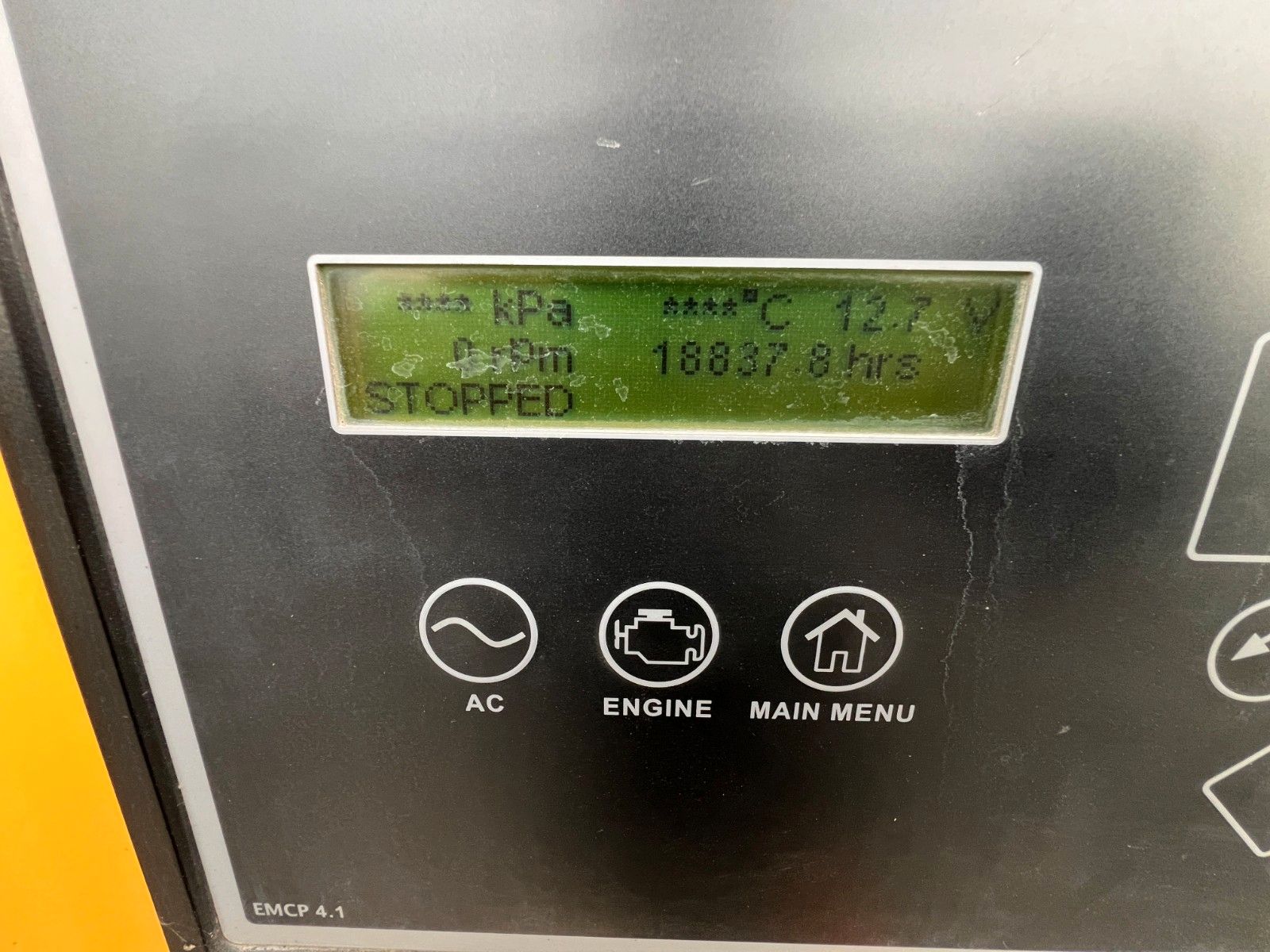 Fahrzeugabbildung CAT DE110E3 Stromerzeuger / 100KVA / 2018 / 18.837h