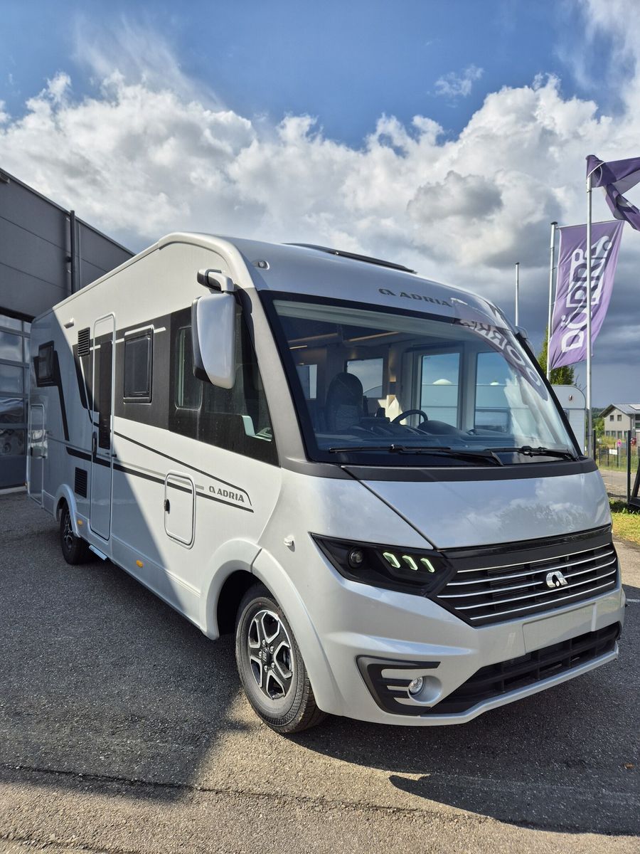 Fahrzeugabbildung Adria Sonic Supreme 700 DL Alde,LED,Backofen,Navi+RFK