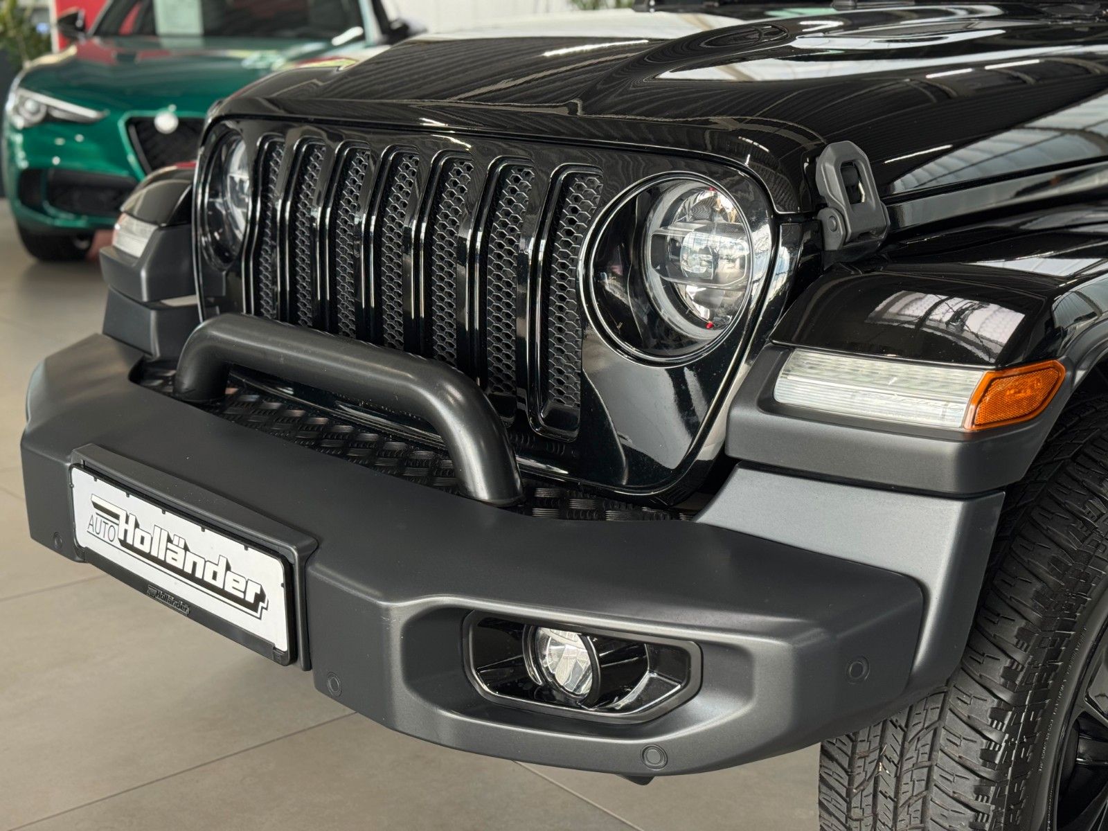 Fahrzeugabbildung Jeep Wrangler Unlimited 2.0 T-GDI Night Eagle Sky One