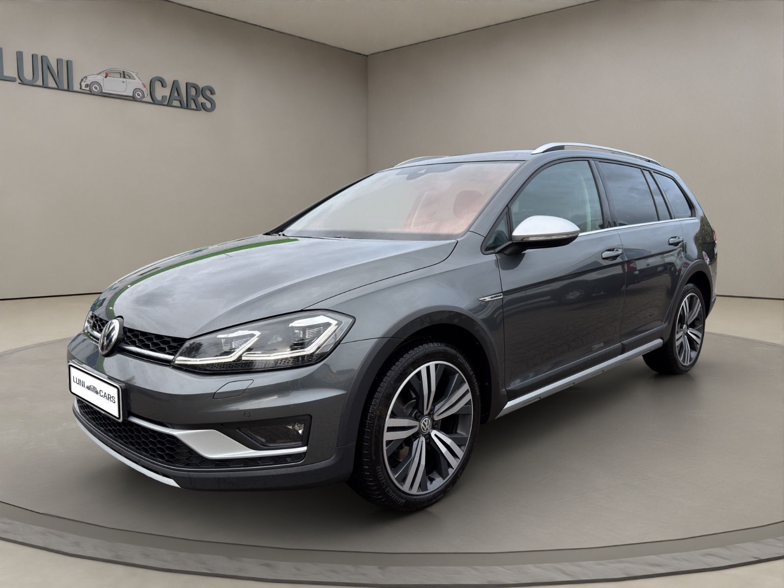 Volkswagen Golf VII Variant Alltrack Aut. / LED / AHK / AWD