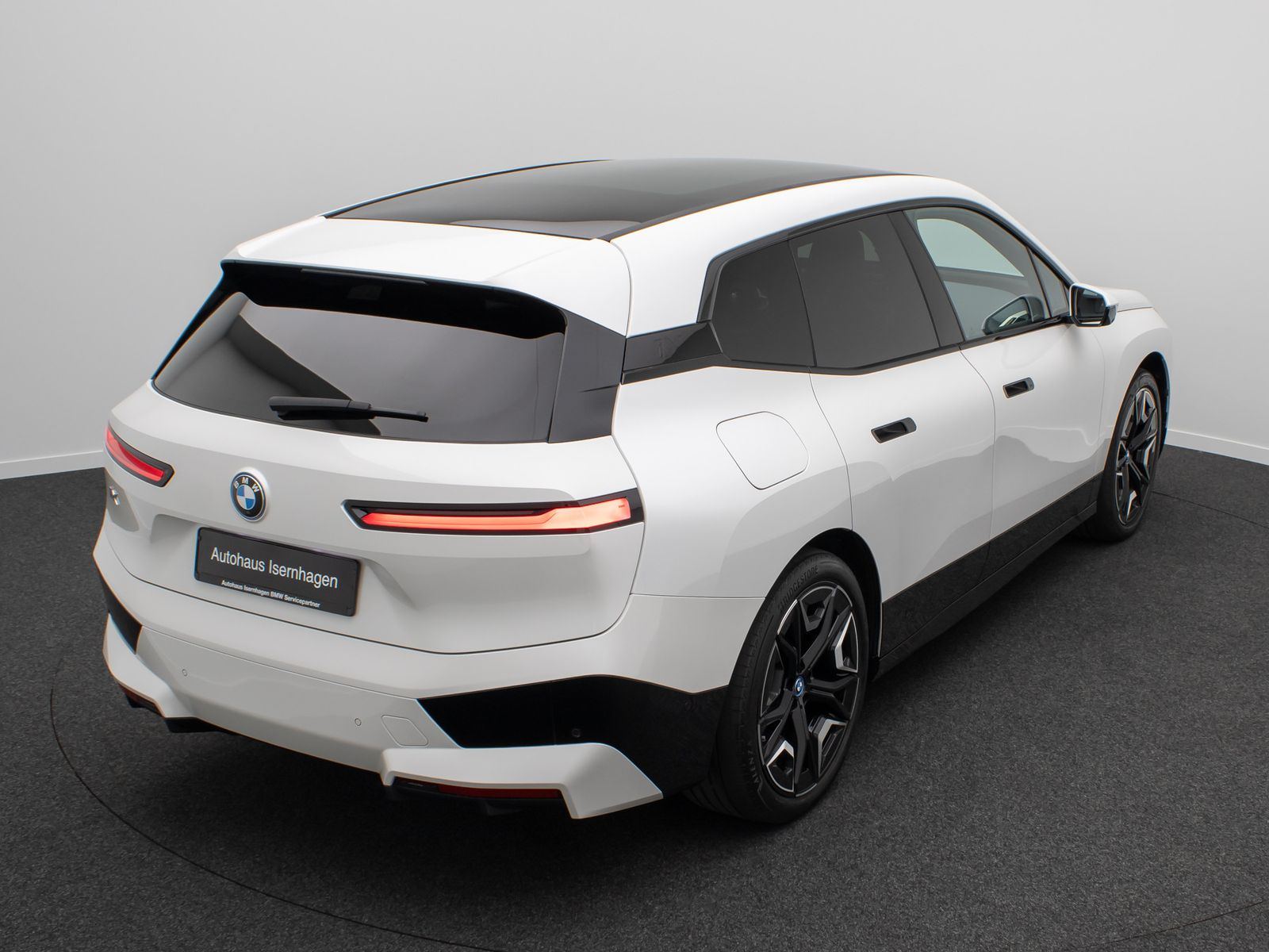 Fahrzeugabbildung BMW iX xD40 Sport 360&deg;SkyLounge DAB Laser H/K 22Zoll