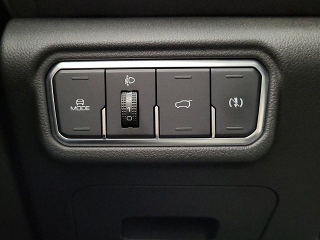 03 Elektro 126 kW 300 Pro (Batterie 48 kW