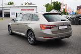 Skoda Superb Combi 2.0 TDI L&K AT Bi-Xenon Navi Leder - : Beige, Sitzbelüftung