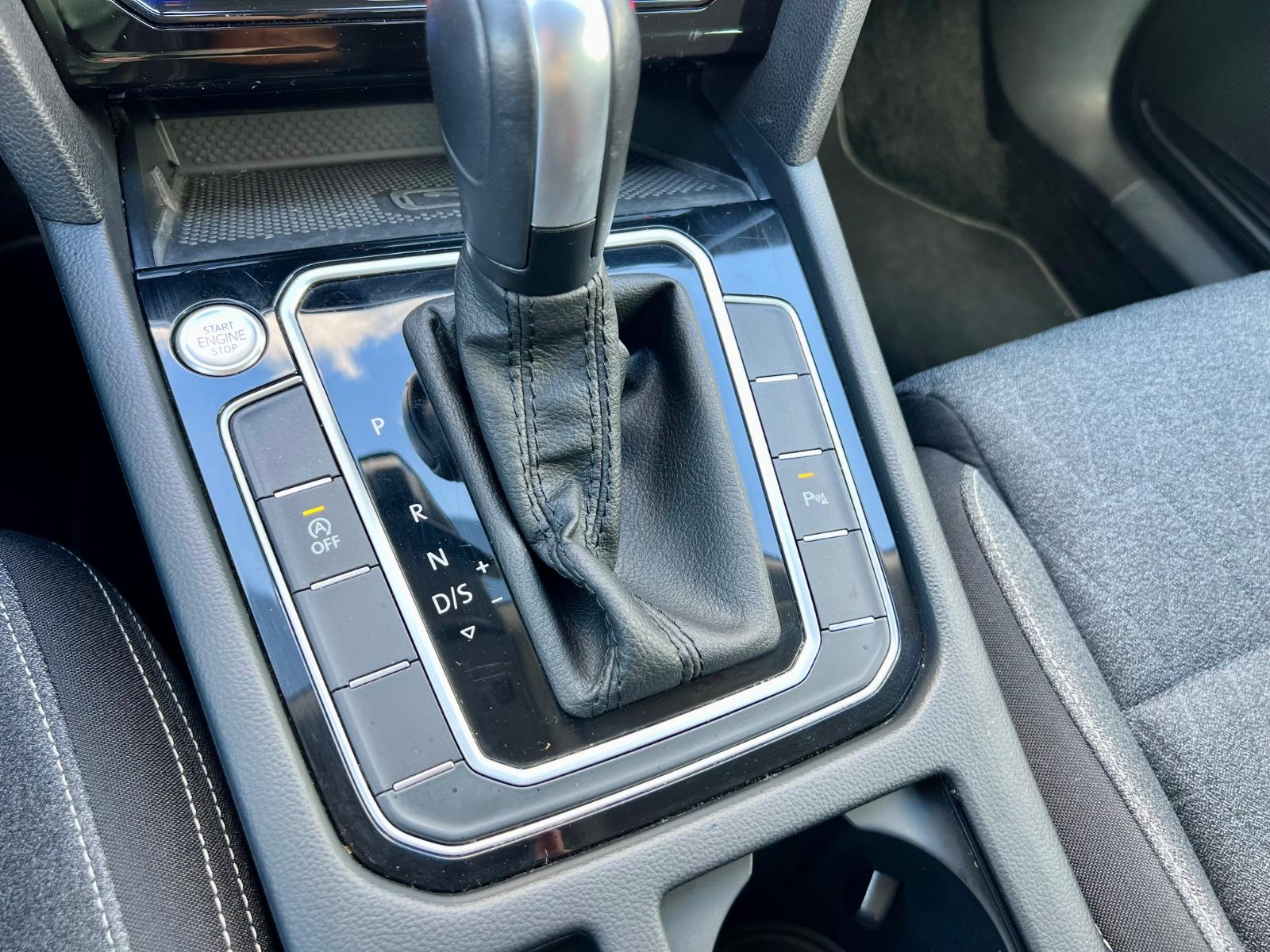 Volkswagen Passat 1.5 TSI CARPLAY NAVI AAC GZJR SHZ, миниатюра 29