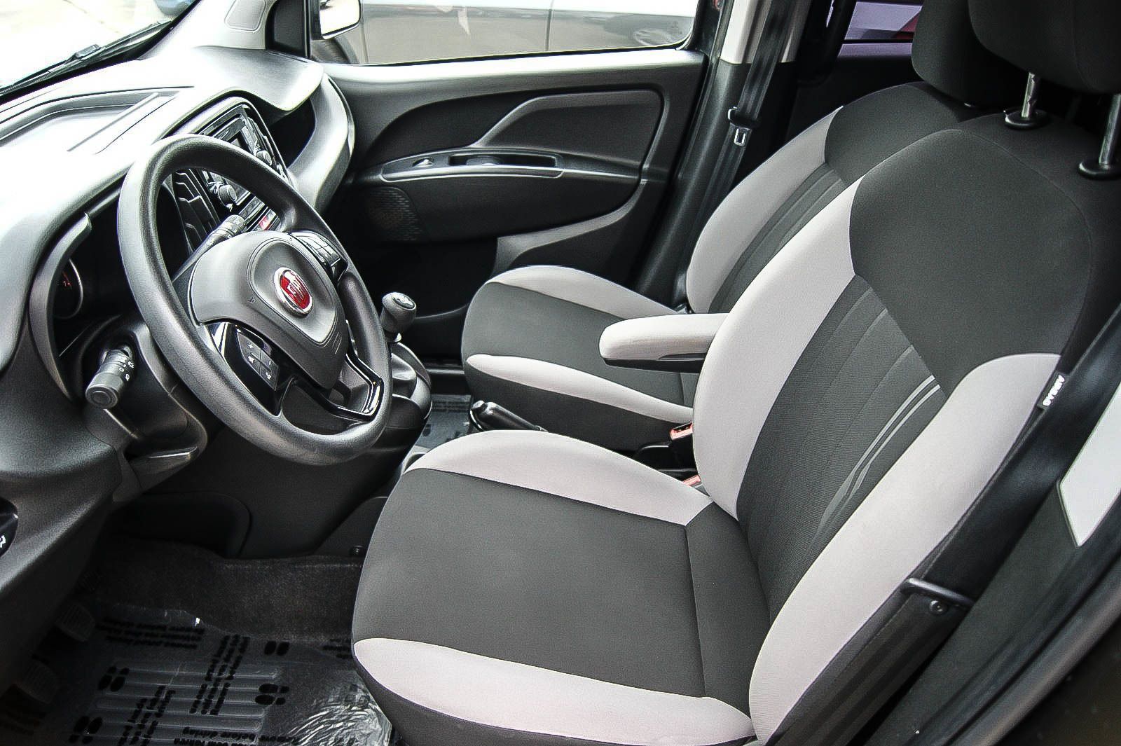 Fahrzeugabbildung Fiat Doblo 1.4i SX Kombi Klima 5-Sitze 2xSchiebetüren