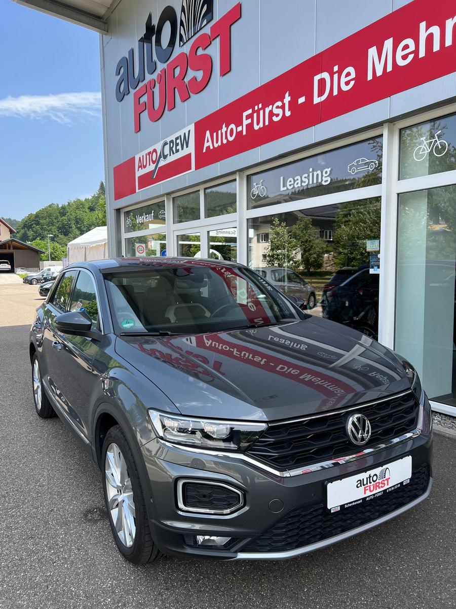 Volkswagen T-Roc 1.5 TSI DSG Sport 4Motion NAVI SHZ LED