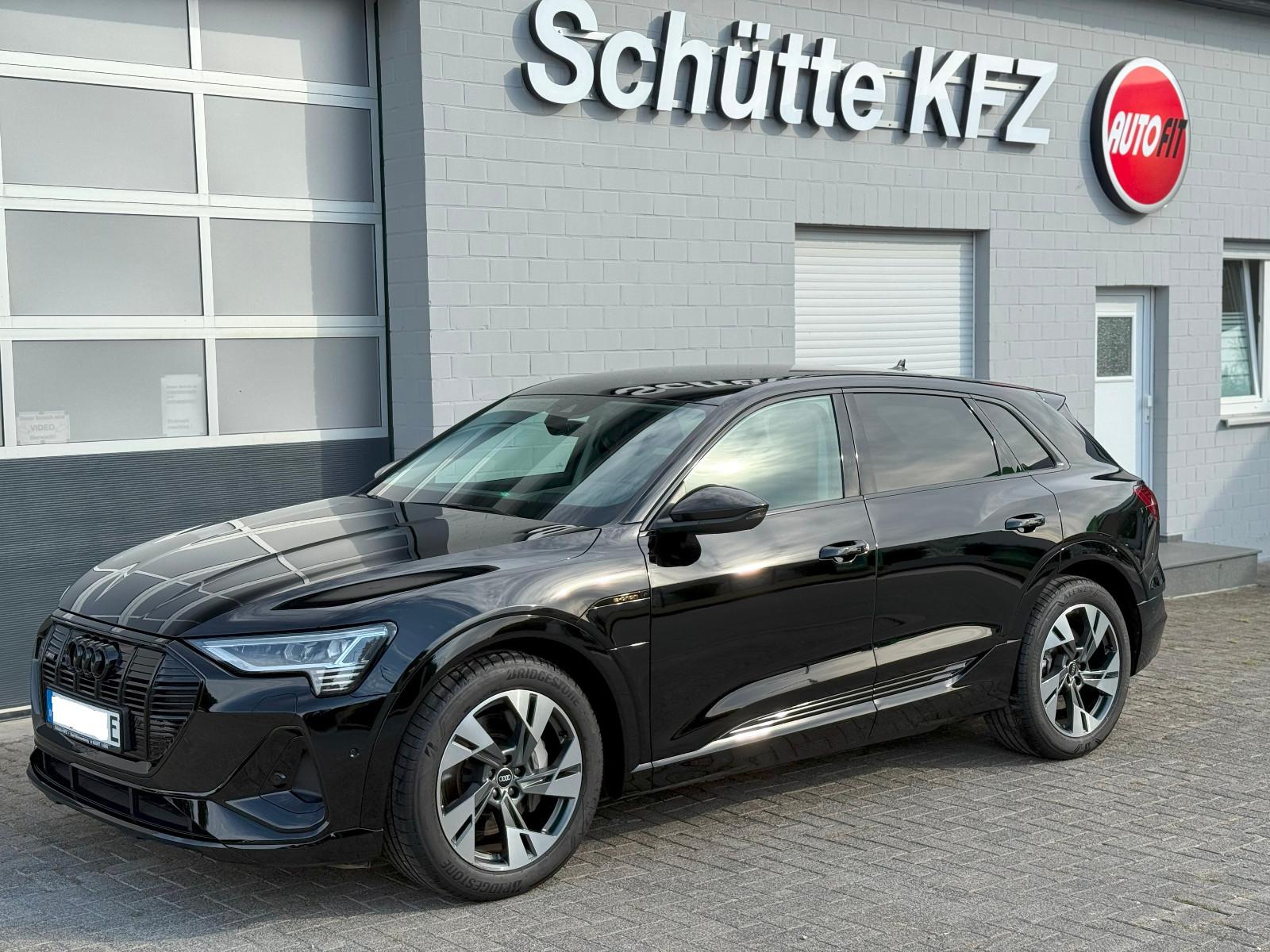 Audi e-tron 50 quattro S line
