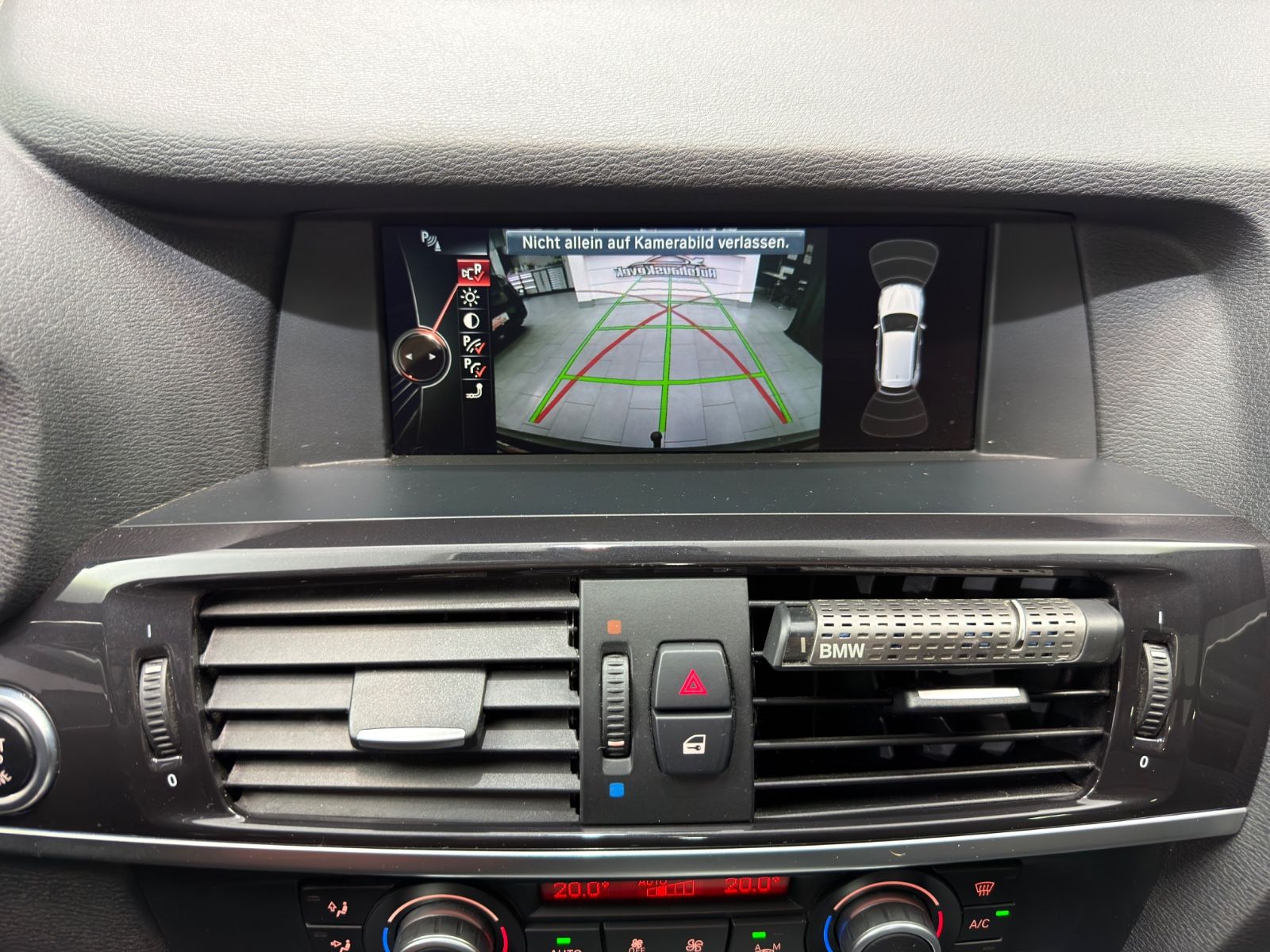 Fahrzeugabbildung BMW X3 xDrive 30 d|M-SPORTPAKET|NAVI|PANO|AHK|