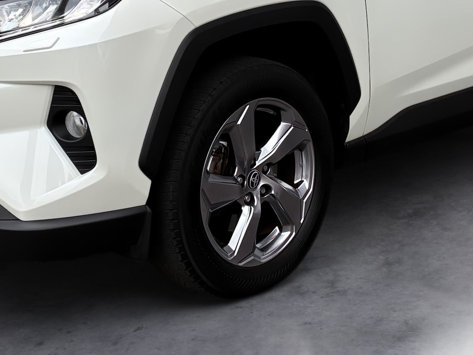 Fahrzeugabbildung Toyota RAV4 2.5 D Team D LED RFKAMERA AHK(Abnehmbar)