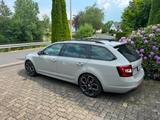 Skoda Octavia 2.0 TSI DSG RS 245 Combi RS - Skoda Octavia: Standheizung