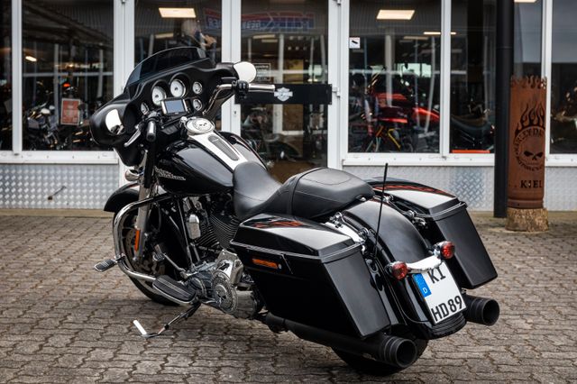 Fahrzeugabbildung Harley-Davidson STREET GLIDE 103 FLHX TWIN CAM - JEKILL&HYDE