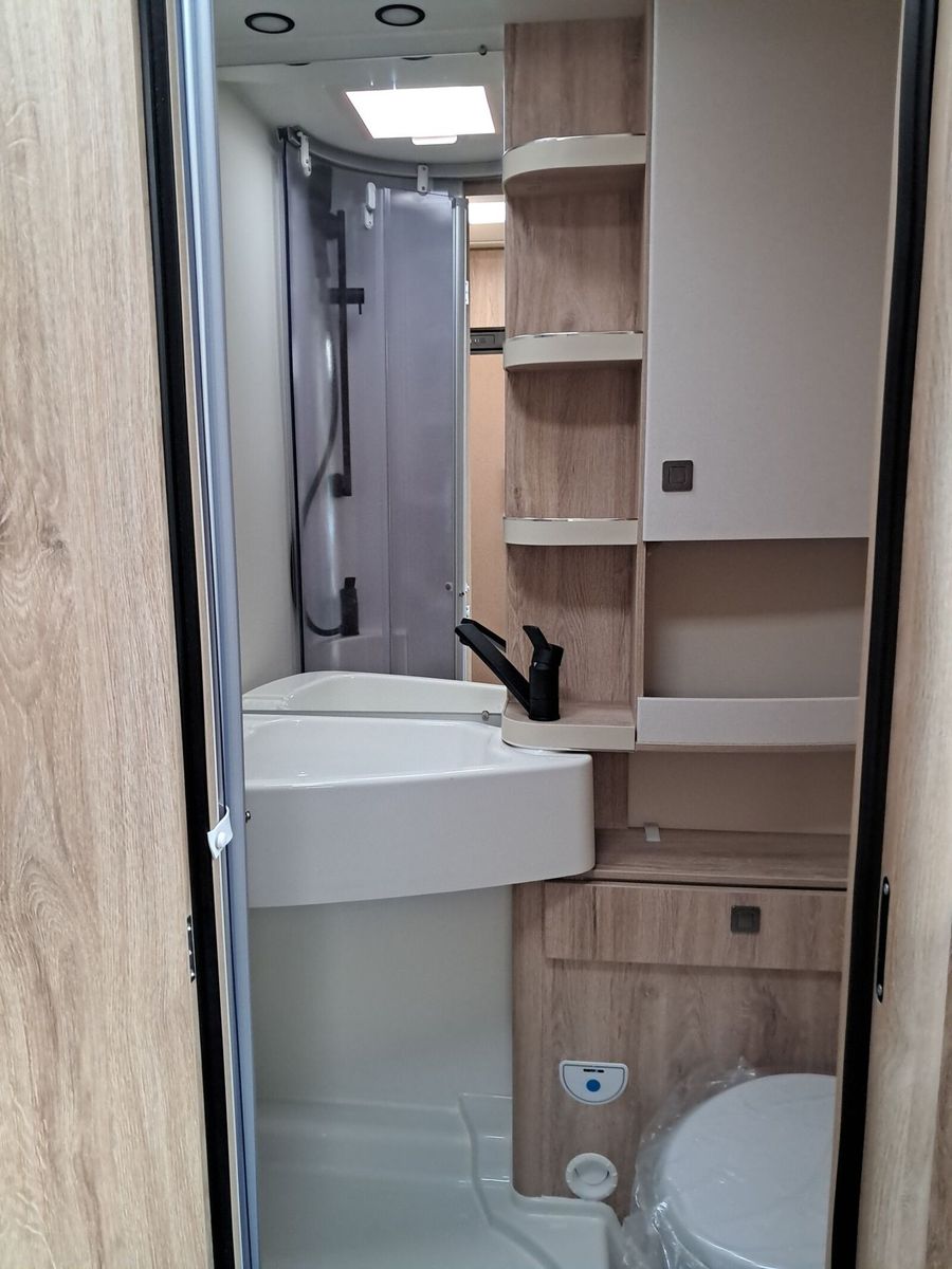 Fahrzeugabbildung Eura Mobil Profila T PT 660 EB Dachklima/Mark./Mondial