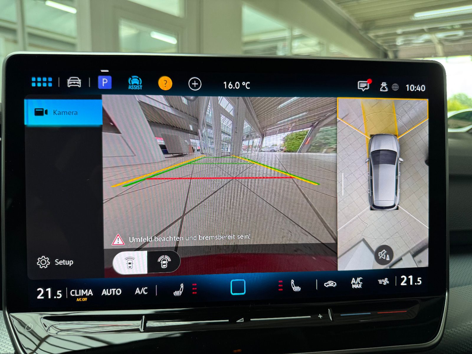 Fahrzeugabbildung Volkswagen Golf VIII Lim. 1.5 TSI +LED+SHZ+NAVI+CARPLAY+GJR