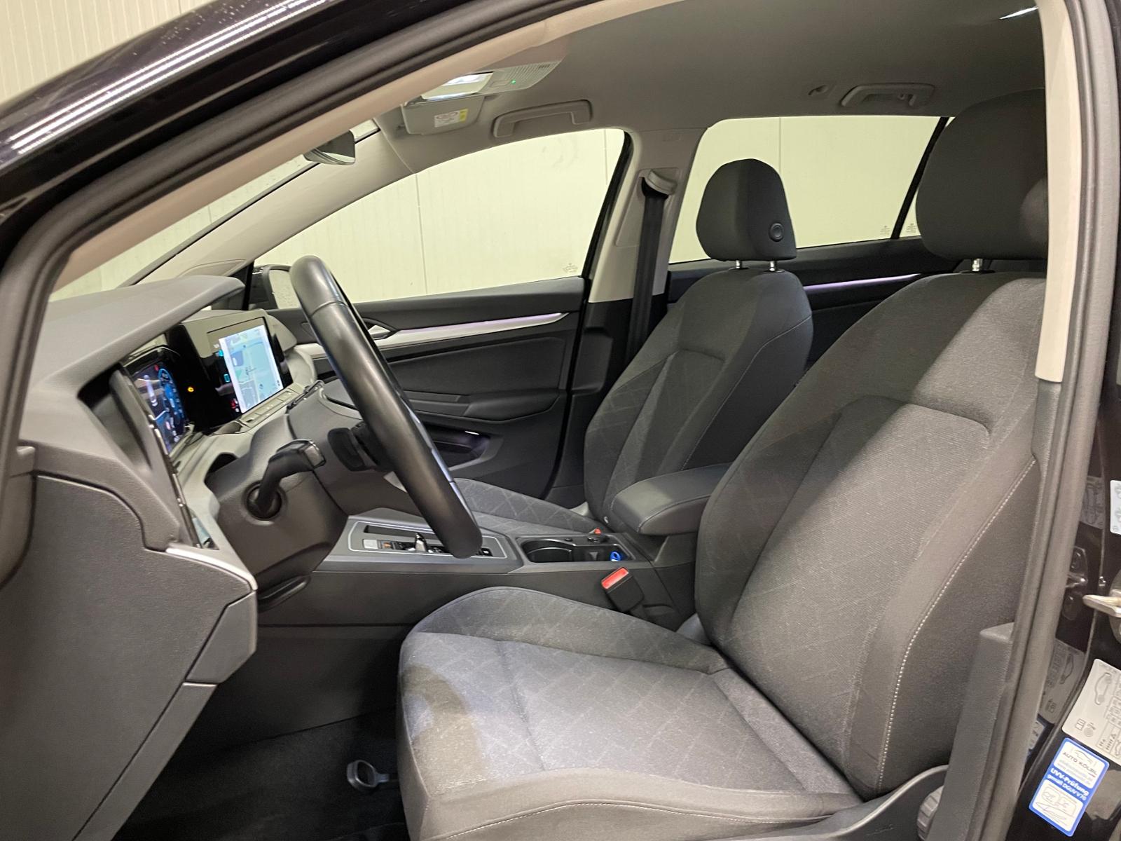 Volkswagen Golf VIII Variant Life 2.0 TDI DSG NAVI RFK LED, миниатюра 20