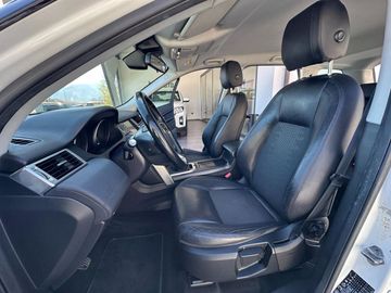 Land-Rover Discovery Sport - 11