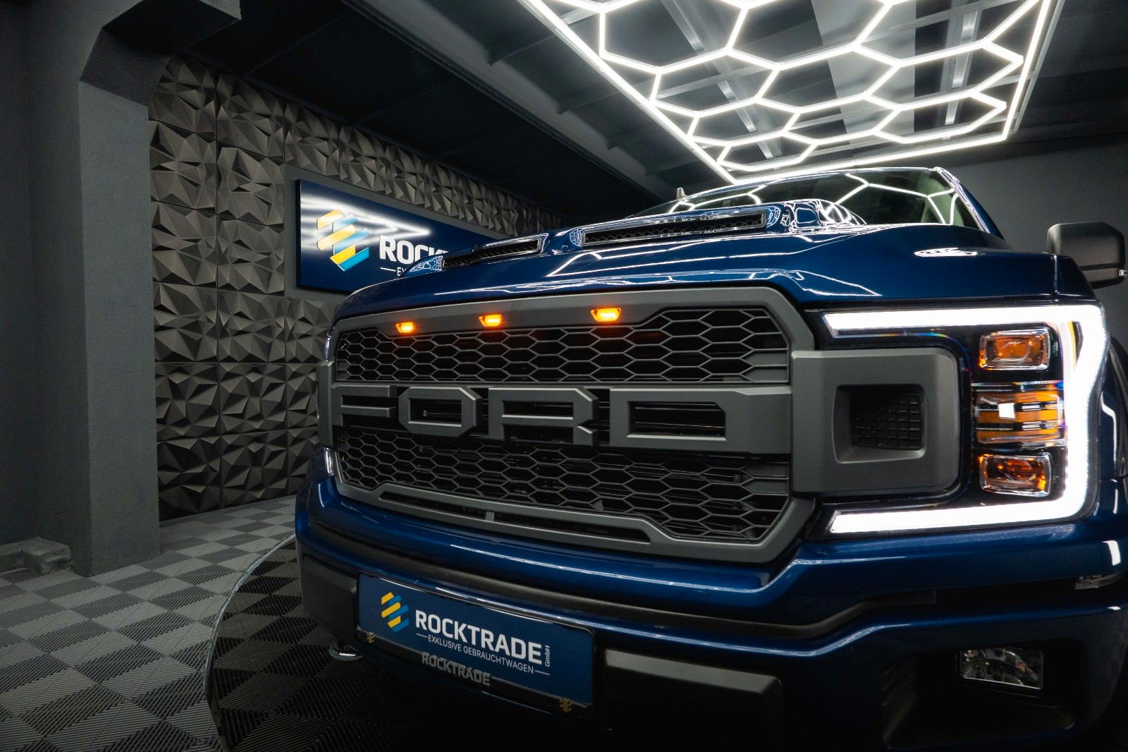 Fahrzeugabbildung Ford F150 V6 4x4 Offroad SuperCrew RAPTOR HardTop 19%