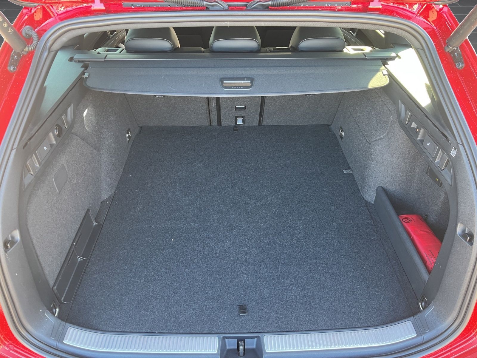 Volkswagen Passat Variant - Bild 16