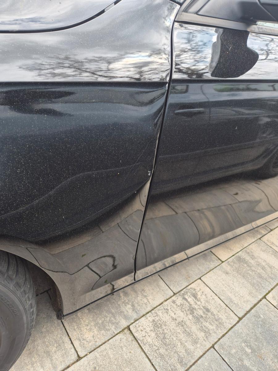Audi A4 2011 — двигун 1.968 cm³, 143 HP (105kW)