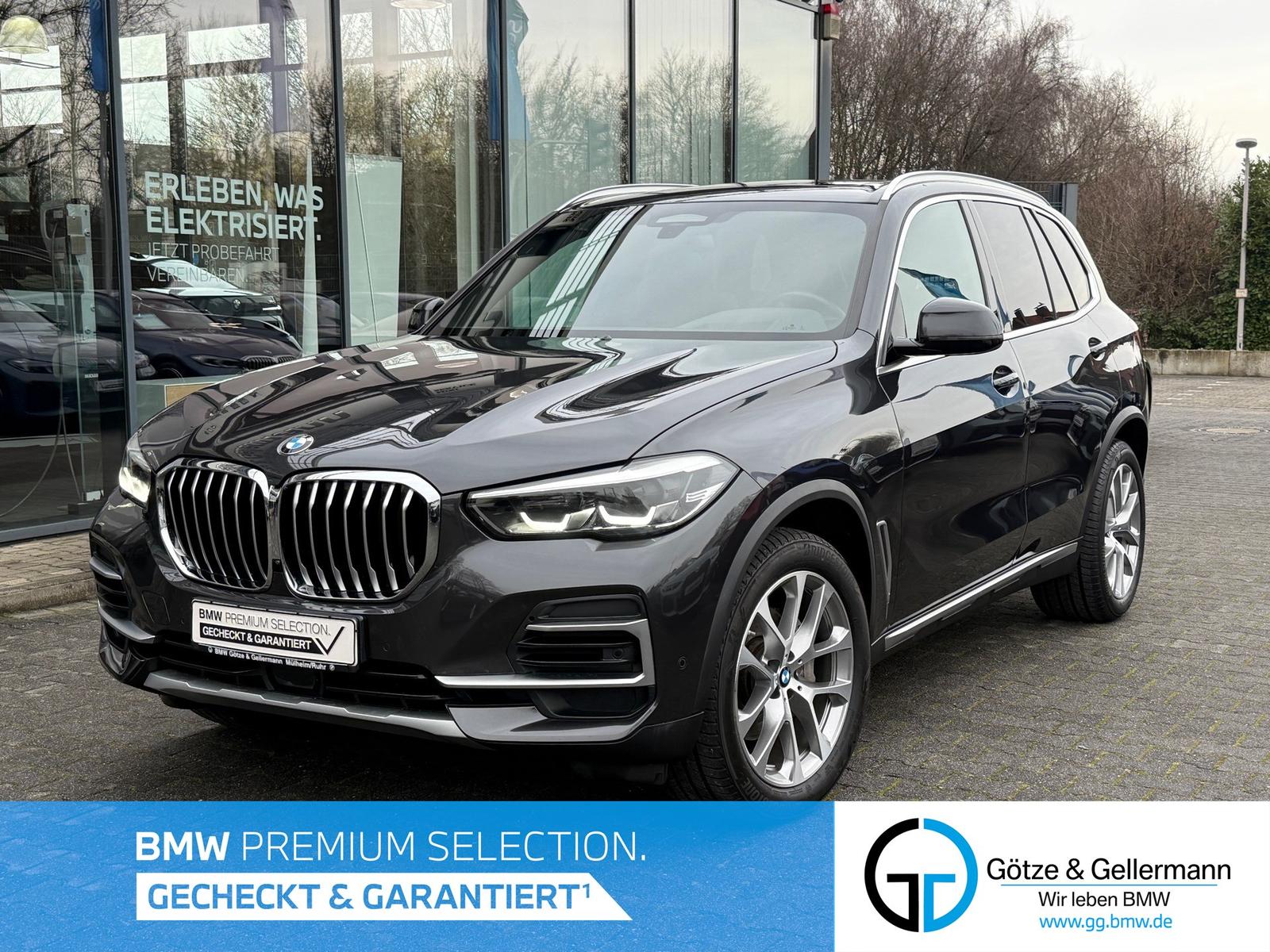 BMW X5 xDrive30d xLine //HeadUp Pano Aktivlenkung