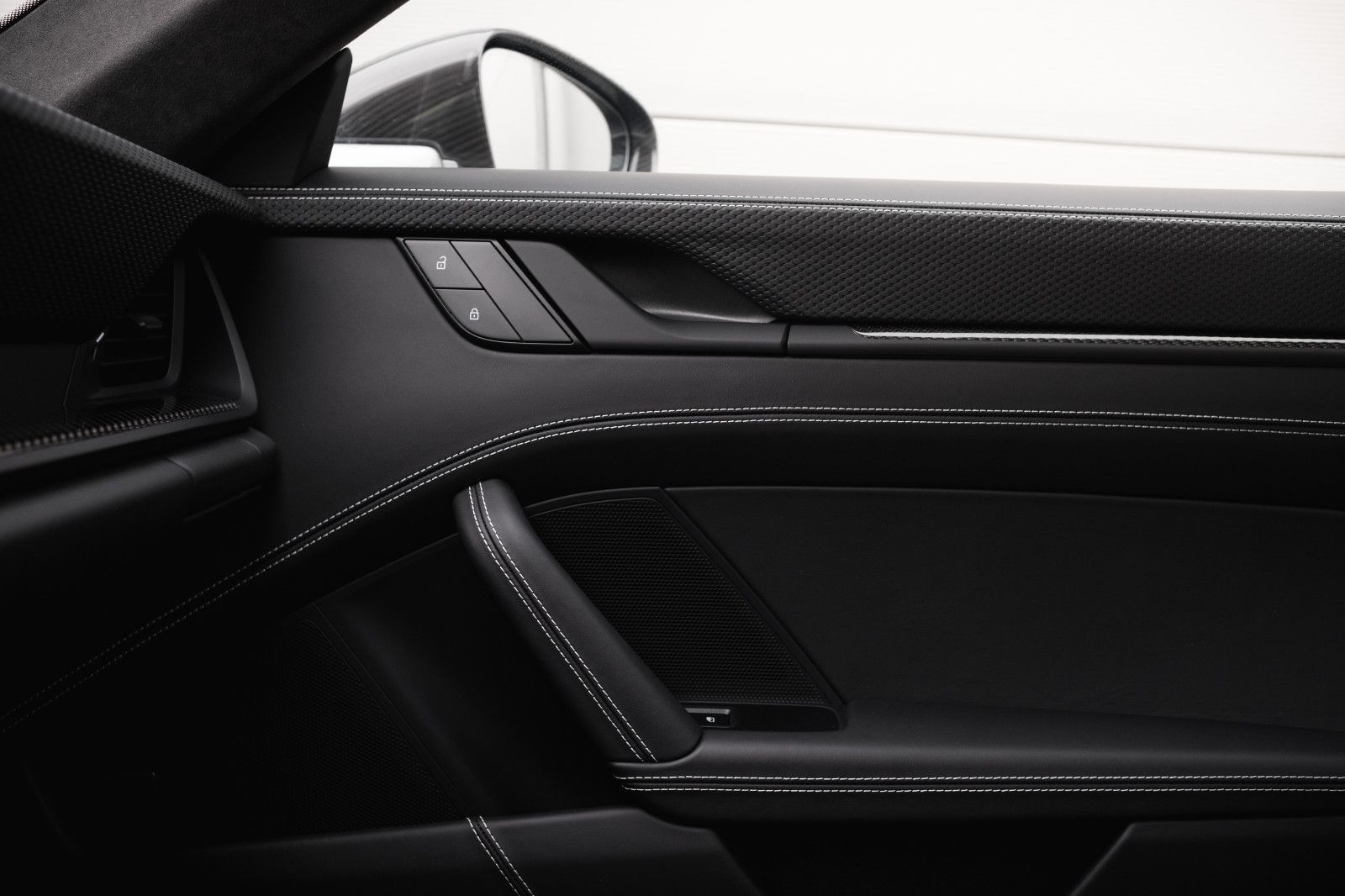 Fahrzeugabbildung Porsche 992/911GT3 Touring-Schalter-PCCB-Vollschale-Lift