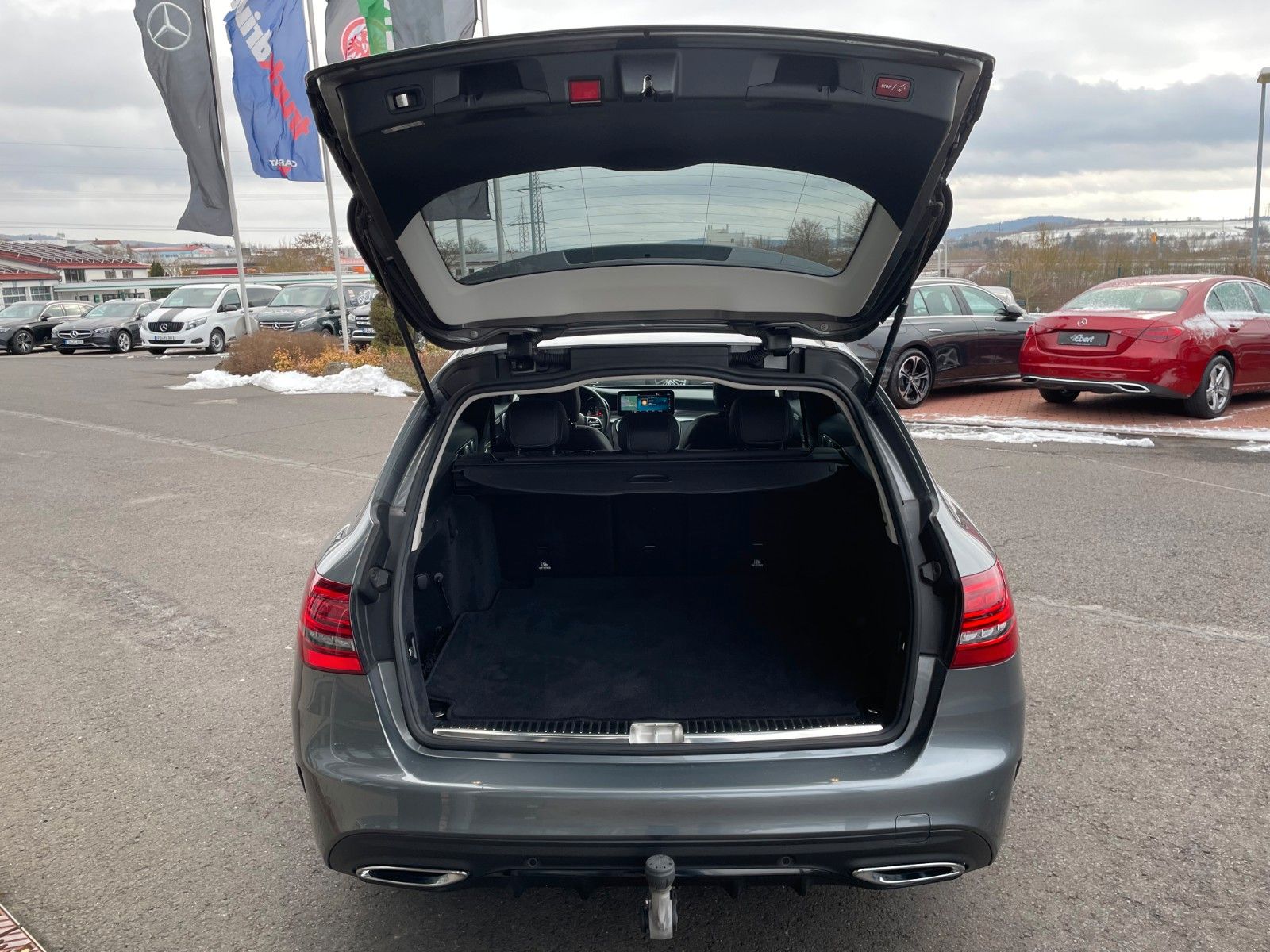 Fahrzeugabbildung Mercedes-Benz C 200 T AMG+Burm+AHK+Ambiente+360+Night