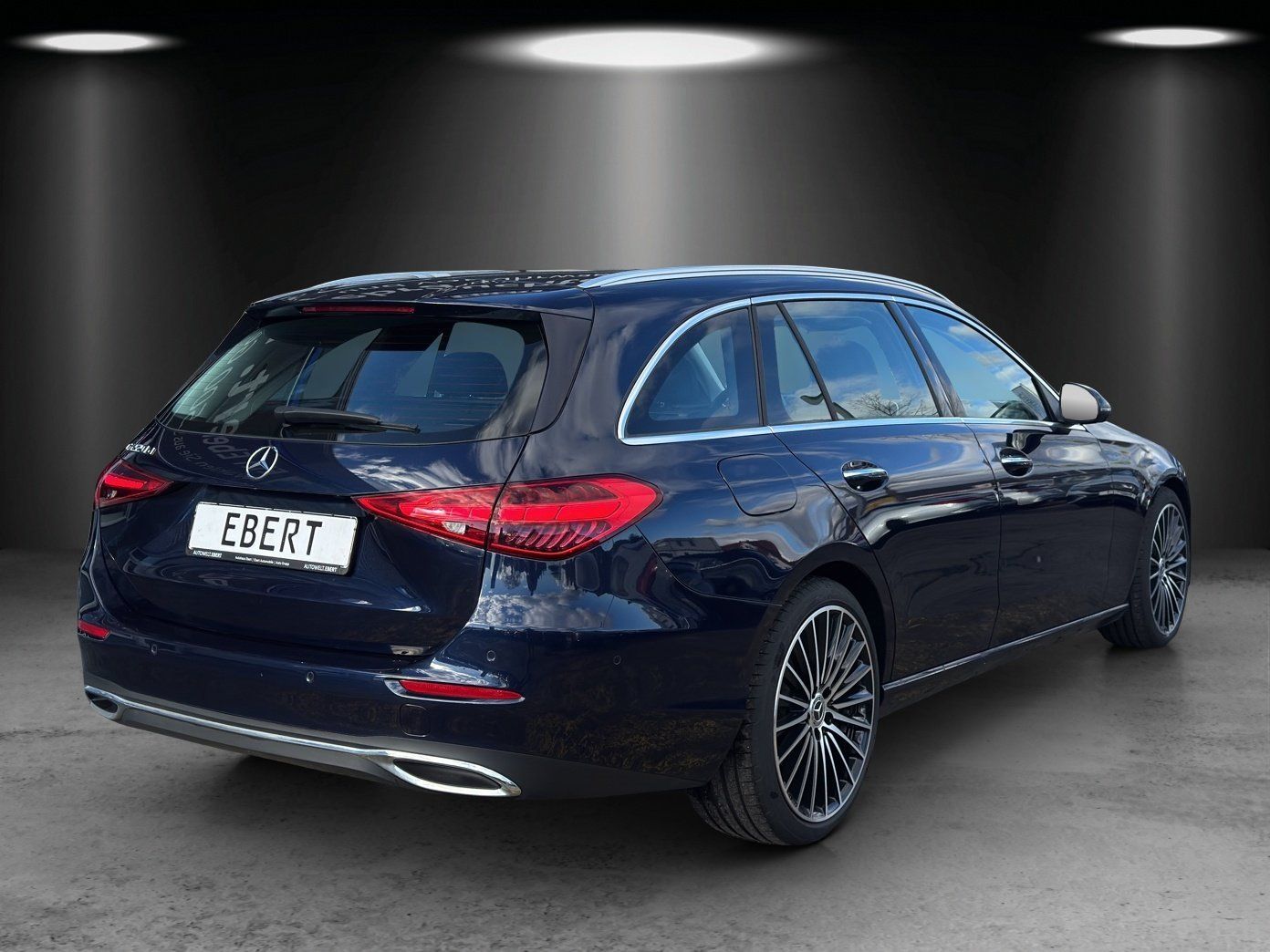 Fahrzeugabbildung Mercedes-Benz C 220d T Avantg 19"AMG Standhz AHK KeyGo HUD HAL