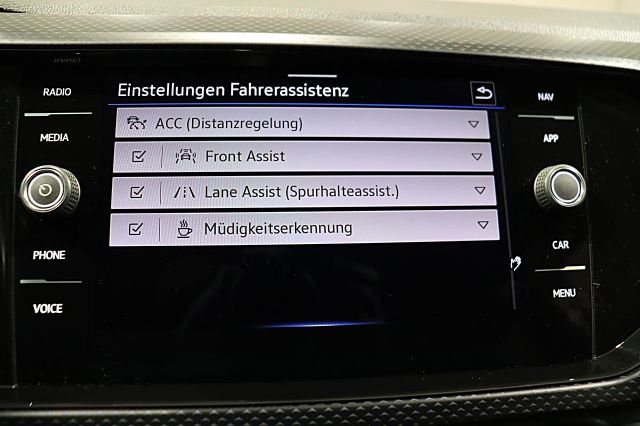 T-CROSS UNITED 1.5 TSI 110kW DSG KAMERA LED PDC 