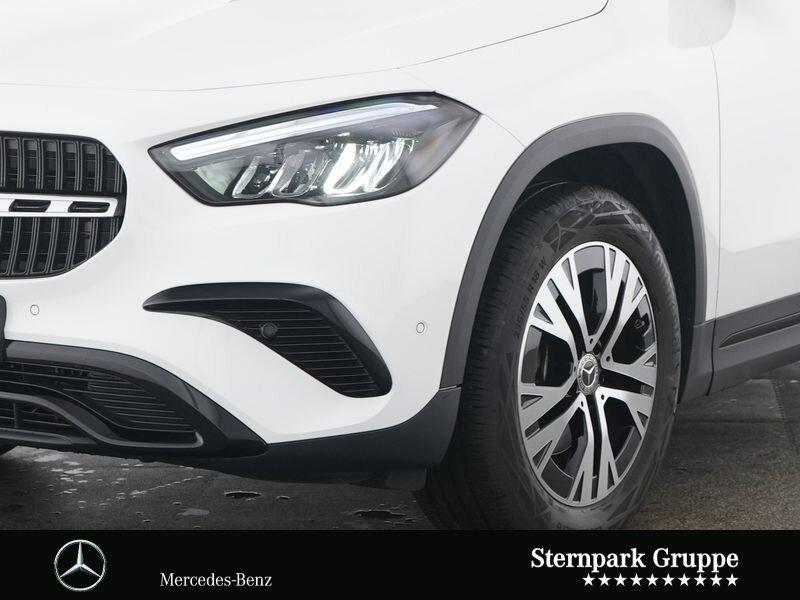 Mercedes-Benz GLA 180 Progressive+Night-Paket+LED+Autom.+Klima