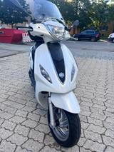 Piaggio 125 fly - Piaggio Motorräder in München