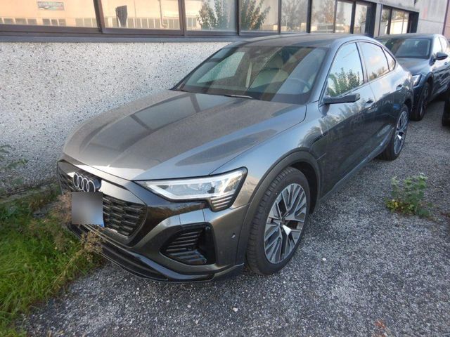 Audi Q8 E-TRON SPORTBACK S LINE BLACK 21Z./ACC/MATRIX